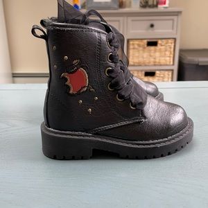 NWOT Disney Black Lace Boots Toddler Size 7